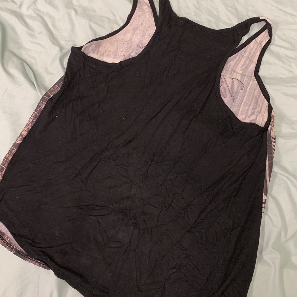 Graphic Tank - Picture 4 of 4